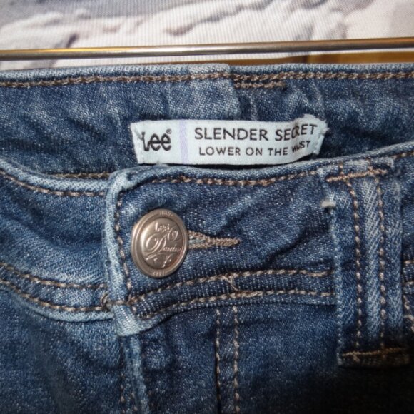 Lee Slender Secret Blue Jeans with 5 Pockets - Picture 6 of 8
